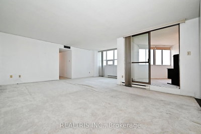 2323 Confederation Mississauga,ON L5B 1R6 — Photo 13