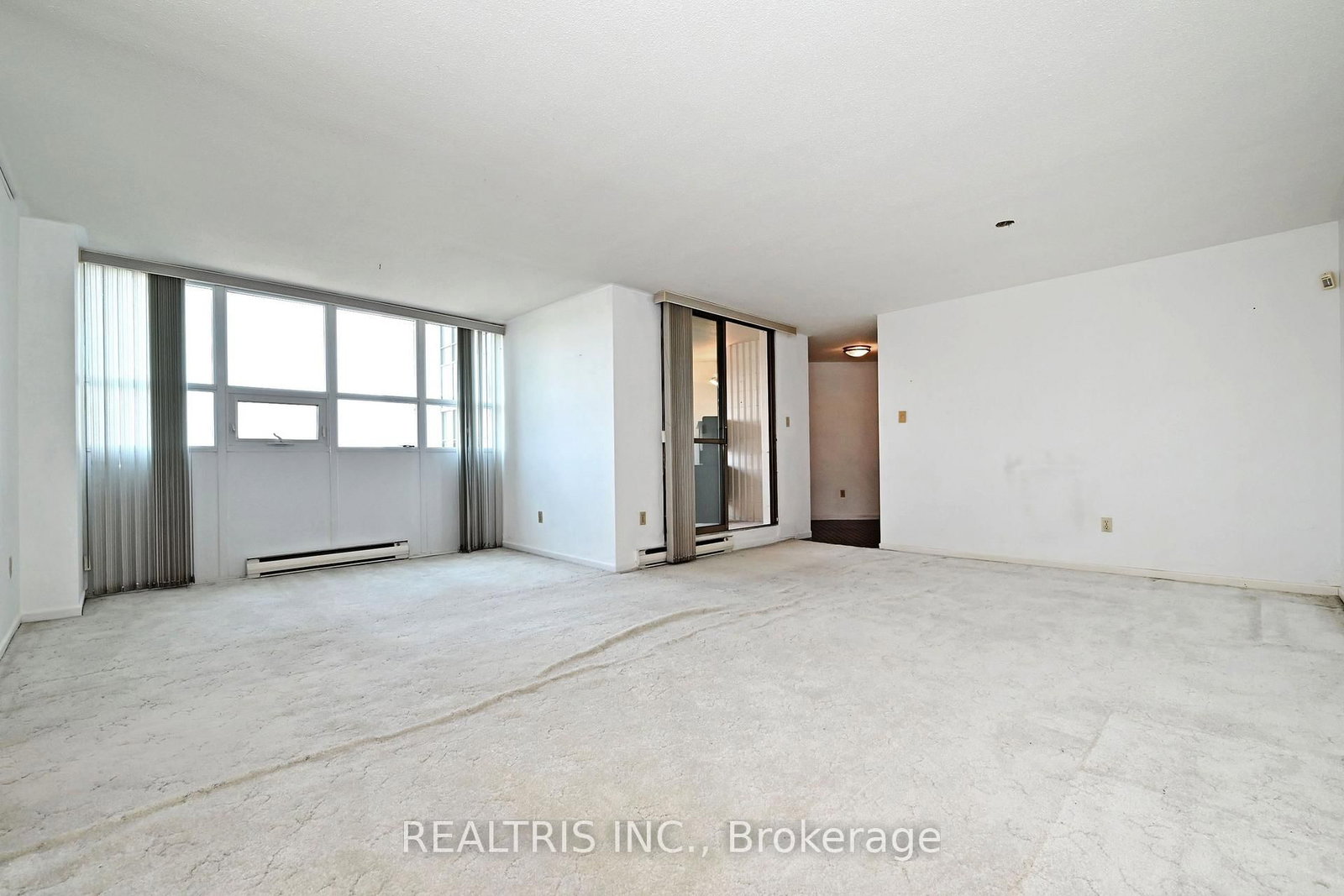 2323 Confederation Mississauga,ON L5B 1R6 — Photo 14