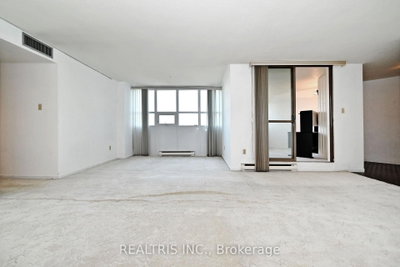 2323 Confederation Mississauga,ON L5B 1R6 — Photo 15