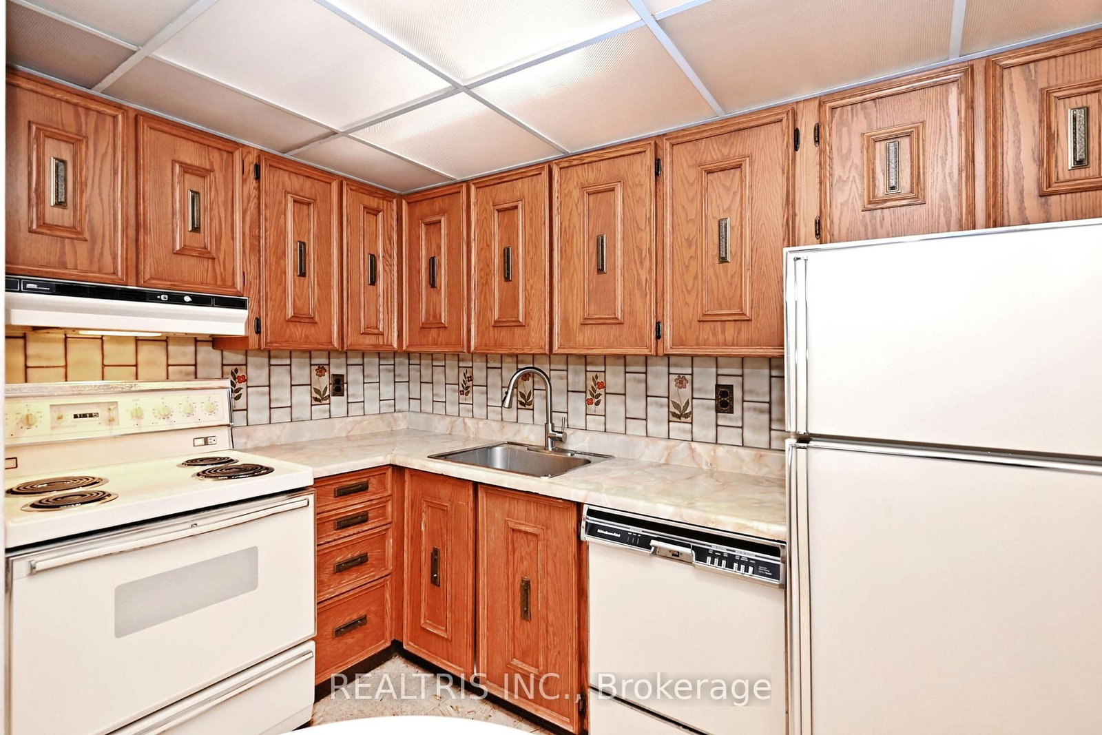 2323 Confederation Mississauga,ON L5B 1R6 — Photo 25