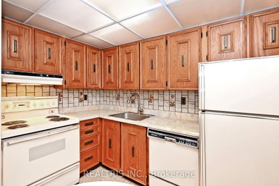 2323 Confederation Mississauga,ON L5B 1R6 — Photo 25