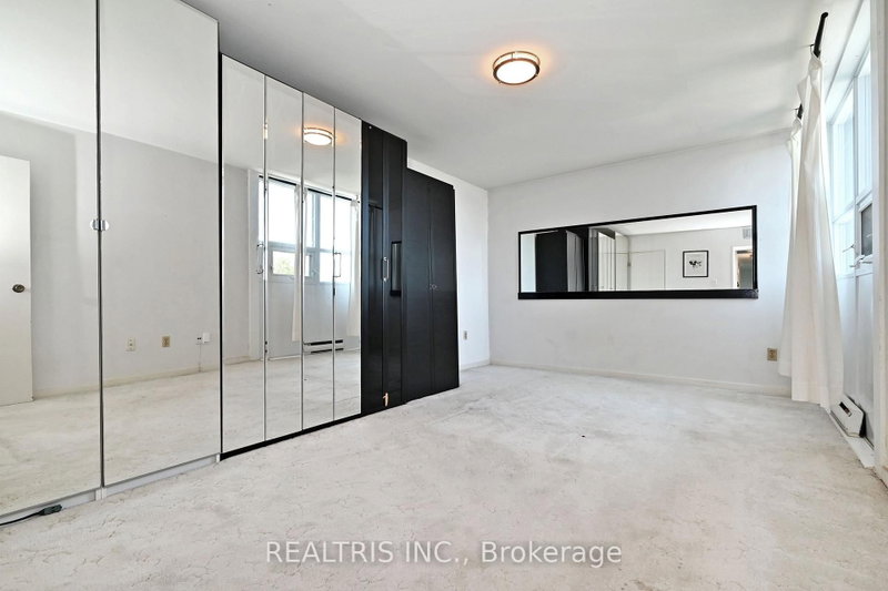 2323 Confederation Mississauga,ON L5B 1R6 — Photo 30