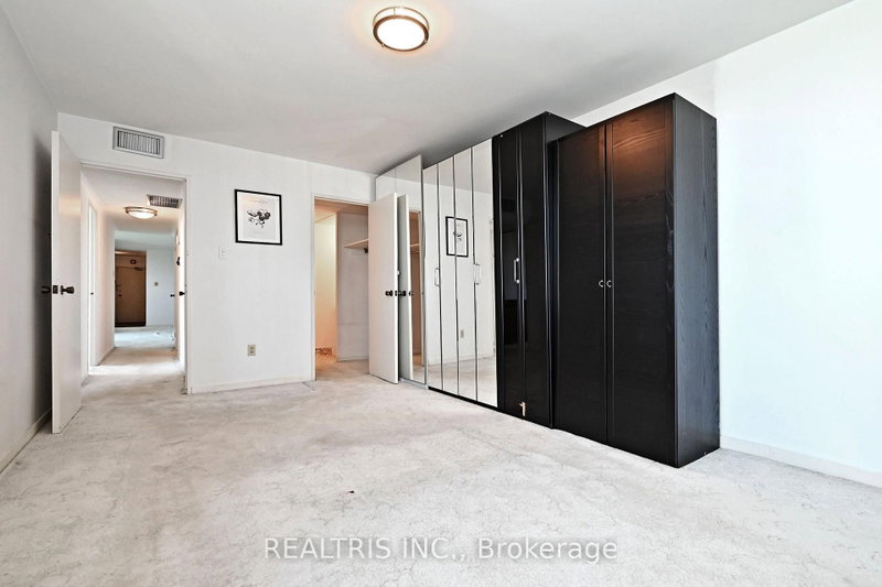 2323 Confederation Mississauga,ON L5B 1R6 — Photo 33