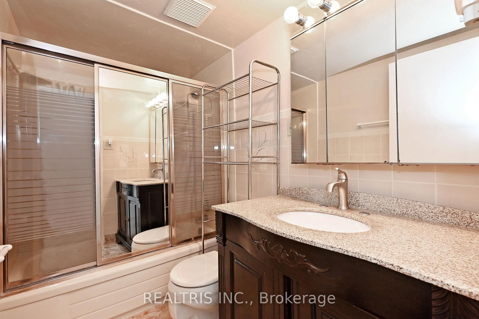 2323 Confederation Mississauga,ON L5B 1R6 — Photo 41