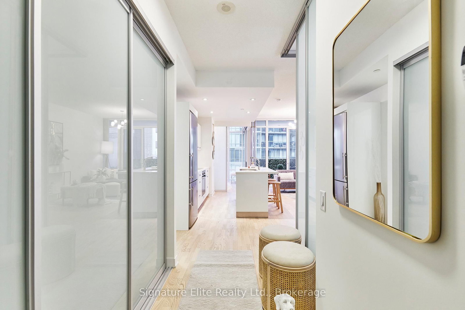 1210-88 Park Lawn Road, Toronto, ON, photo 2