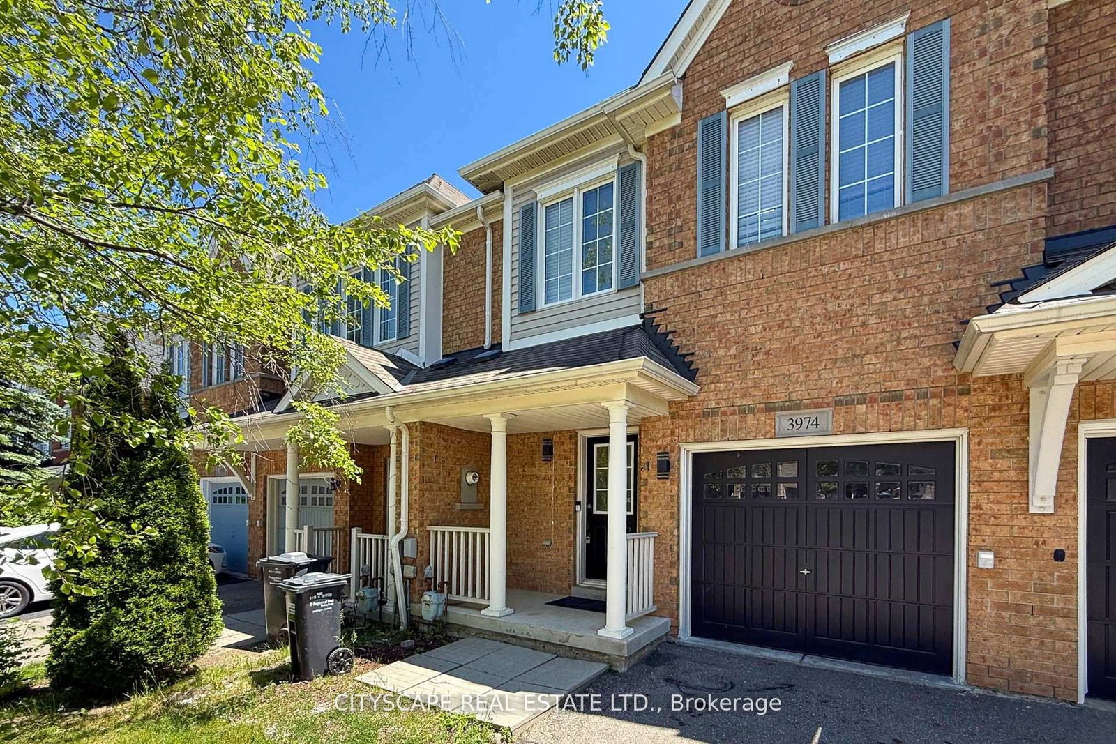 3974 Stardust Drive • Mississauga, ON photo 3