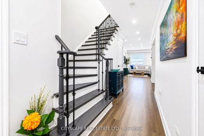 3974 Stardust Drive • Mississauga, ON photo 8
