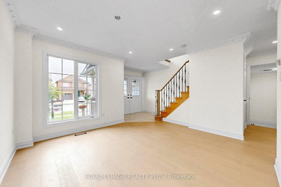 3249 Mcdowell Drive • Mississauga, ON photo 8