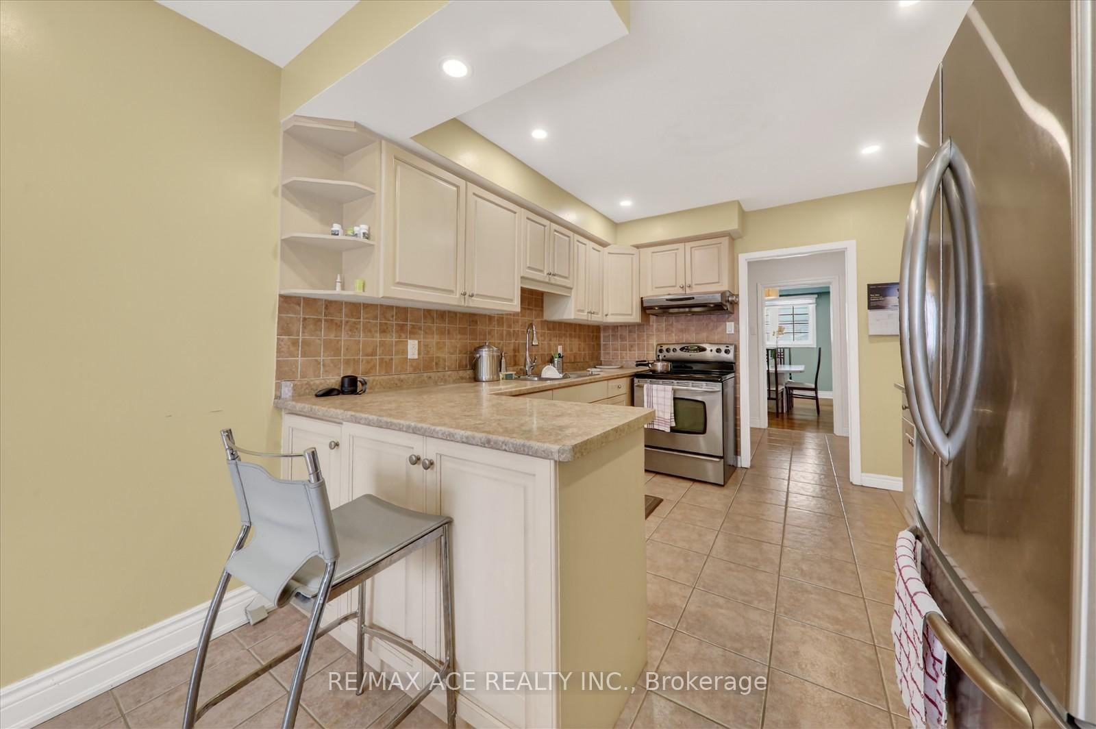 1719 Valentine Gardens • Mississauga, ON photo 16