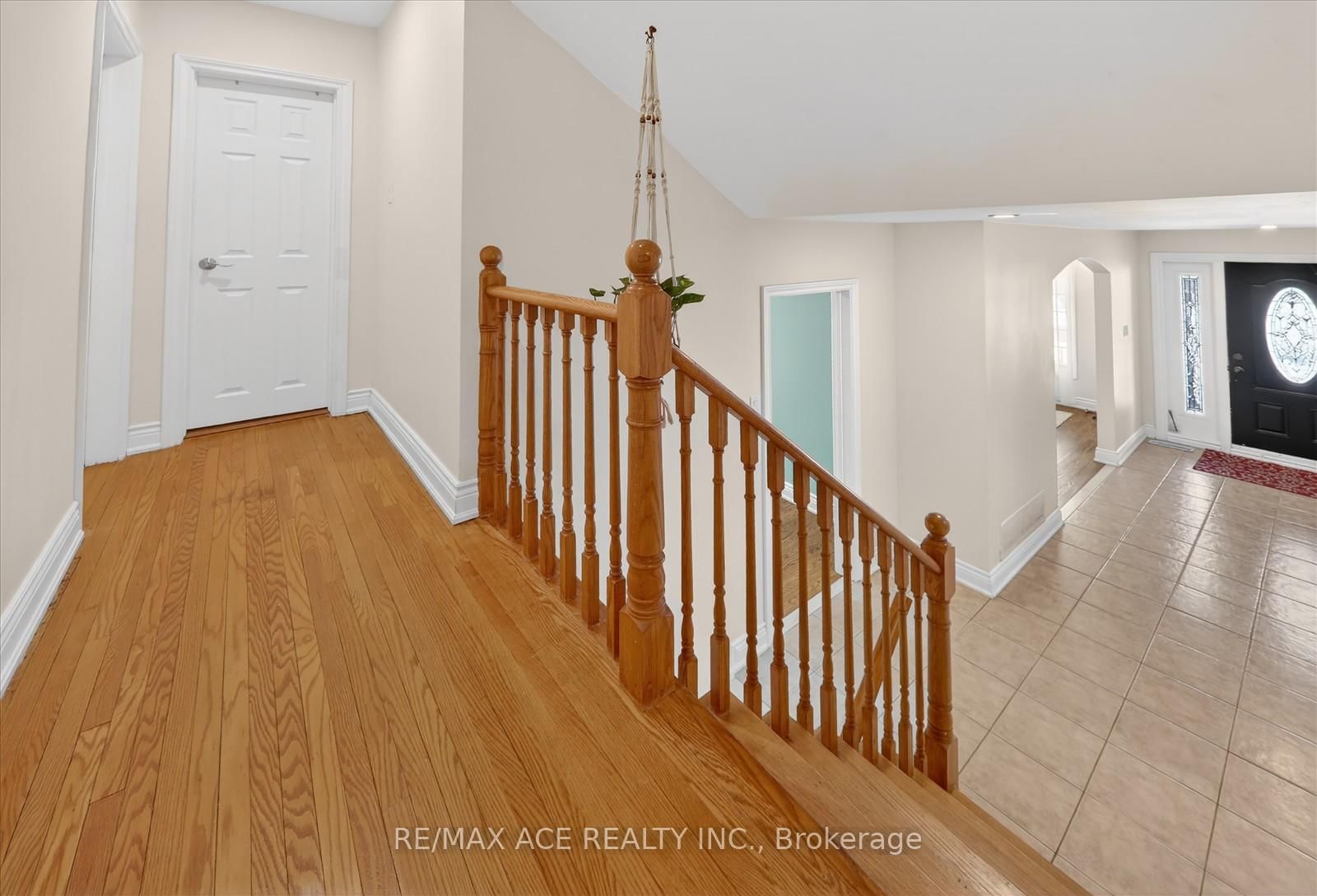 1719 Valentine Gardens • Mississauga, ON photo 19