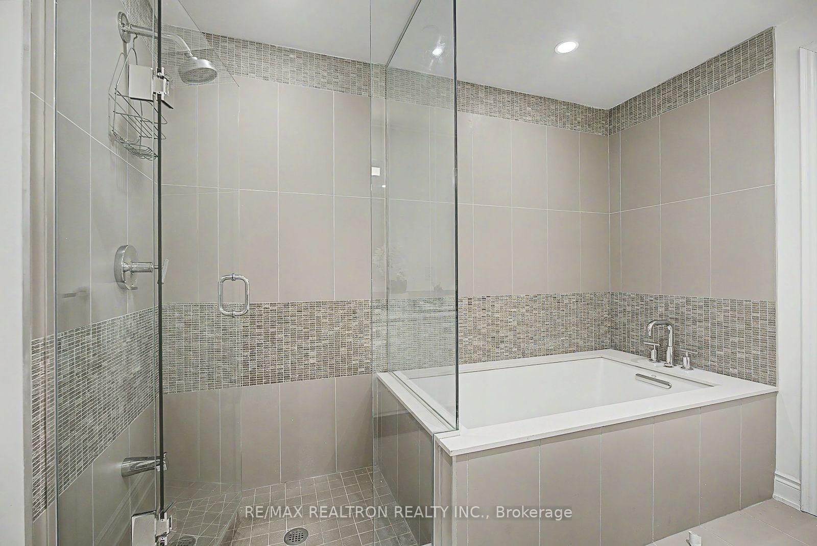3500 Lakeshore Road W • #229 • Oakville, ON photo 31