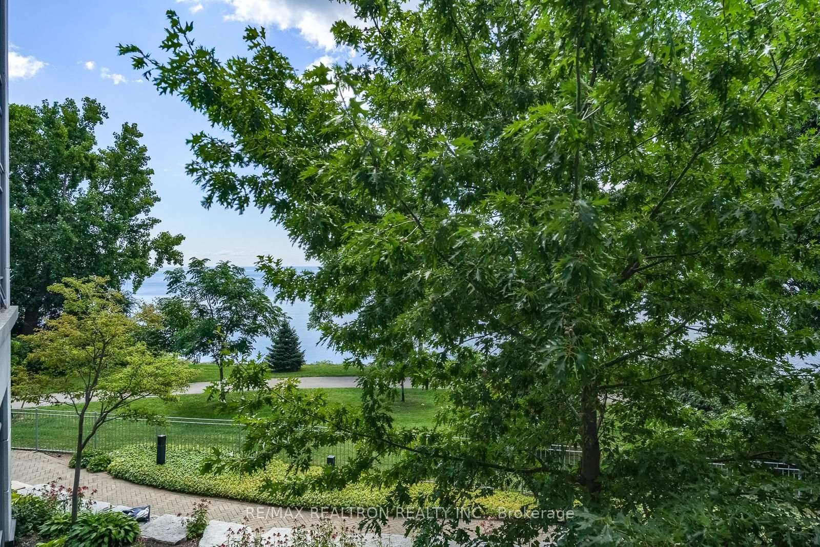 3500 Lakeshore Road W • #229 • Oakville, ON photo 39