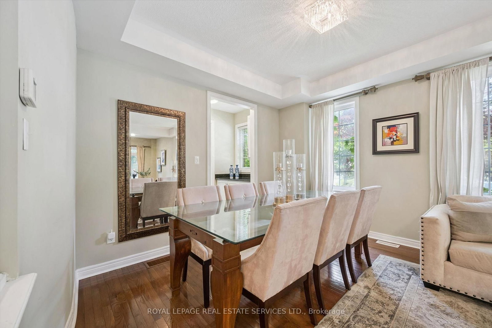 372 Creek Path Avenue • Oakville, ON photo 10
