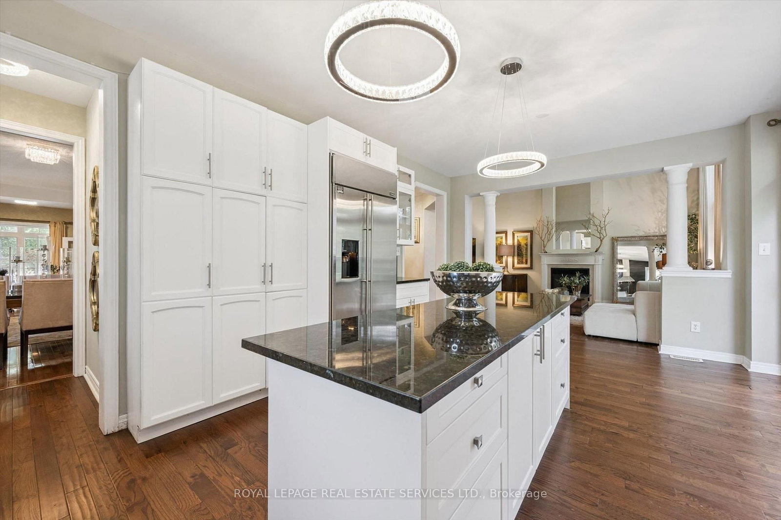 372 Creek Path Avenue • Oakville, ON photo 17