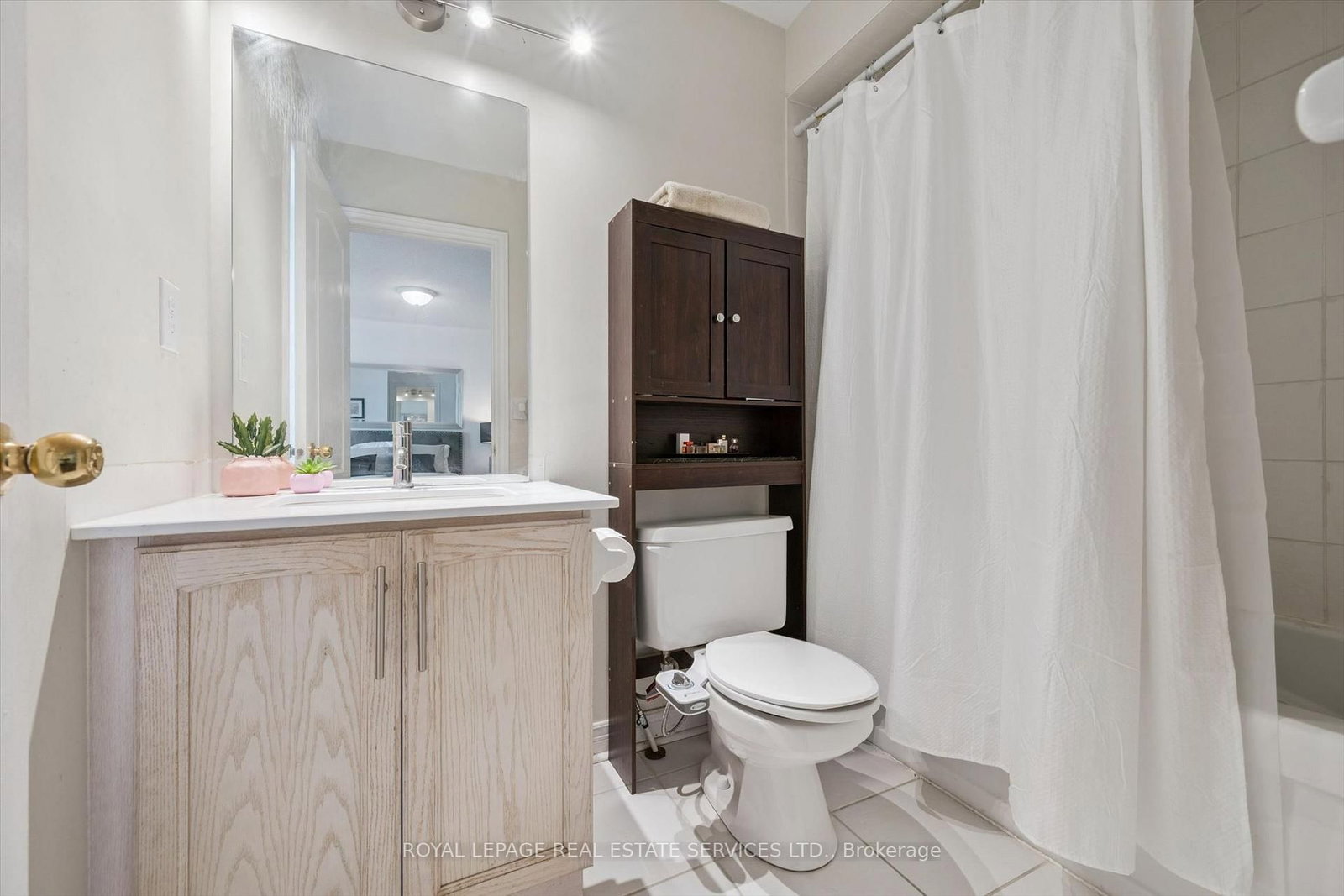 372 Creek Path Avenue • Oakville, ON photo 27