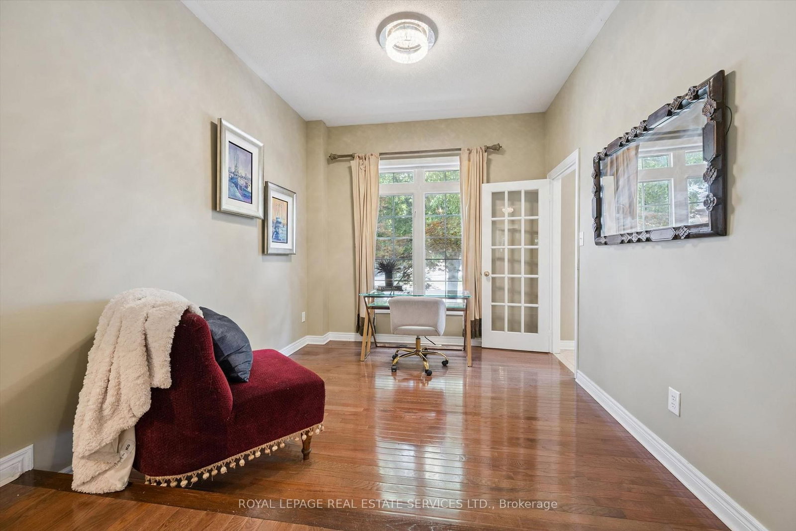 372 Creek Path Avenue • Oakville, ON photo 7