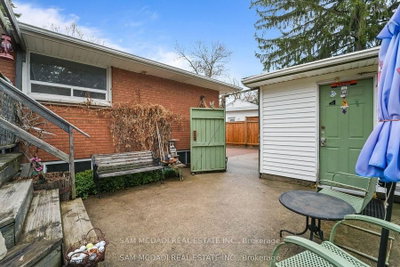 2470 Meadowood Oakville,ON L6L 1V6 — Photo 11