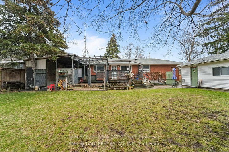 2470 Meadowood Oakville,ON L6L 1V6 — Photo 8