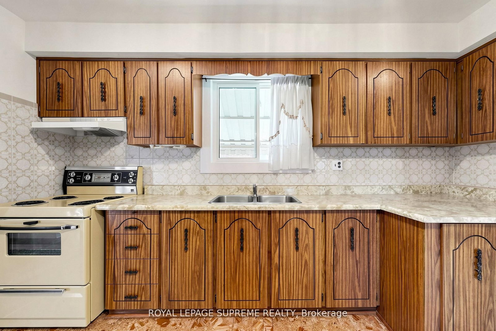 243 Epsom Downs Drive • Toronto, ON photo 15