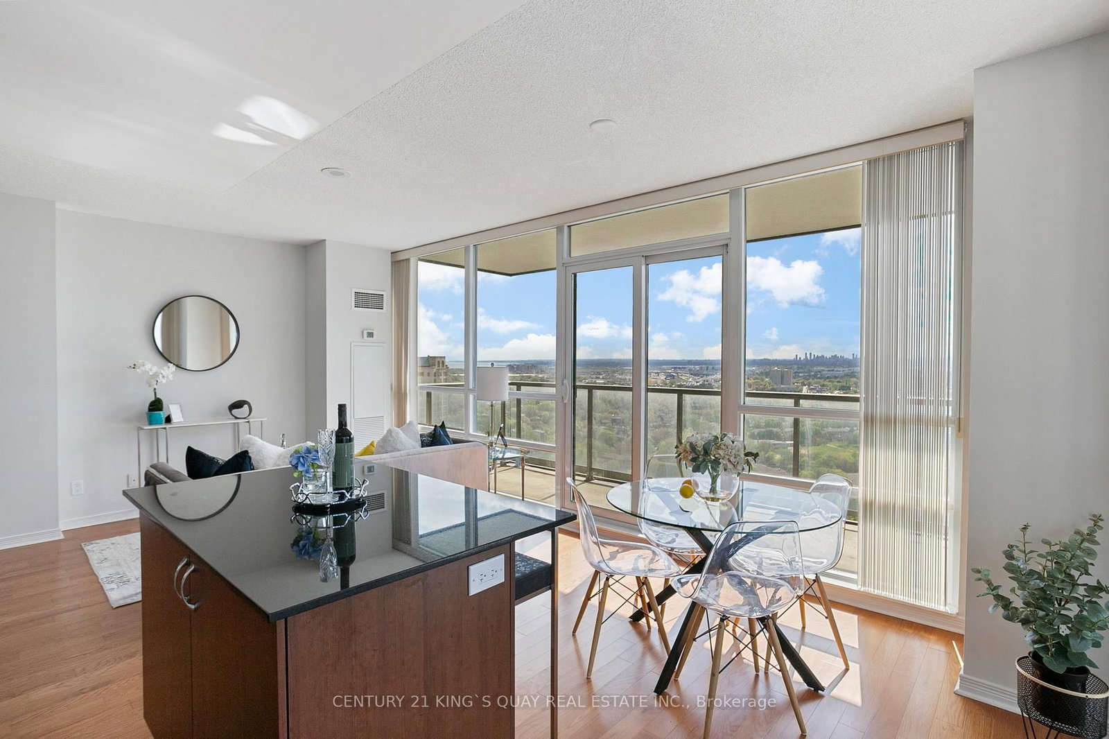 2240 Lake Shore Boulevard W • #2904 • Toronto, ON photo 13