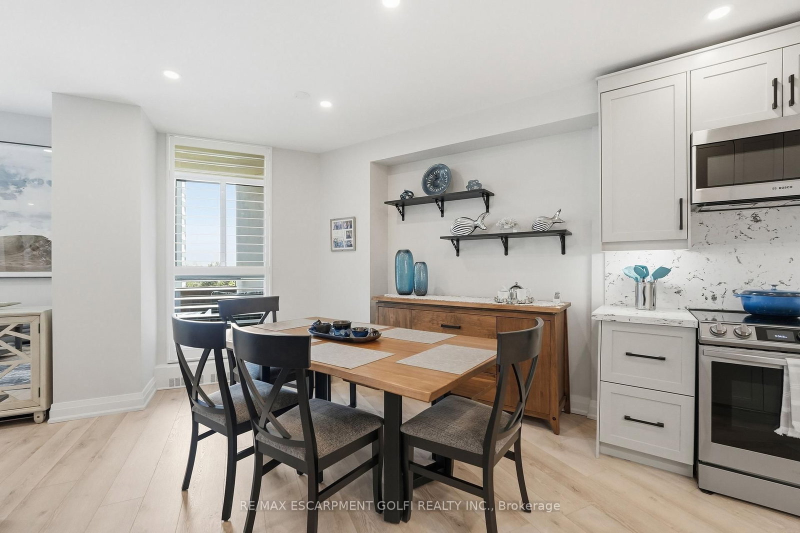 5250 Lakeshore Road • #508 • Burlington, ON photo 8