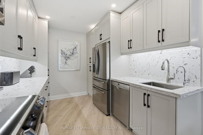 5250 Lakeshore Road • #508 • Burlington, ON photo 9