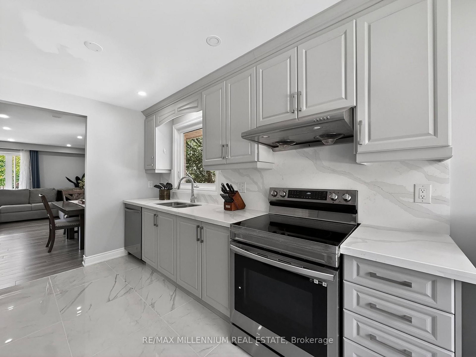 19 Cardwell Street • Orangeville, ON photo 8