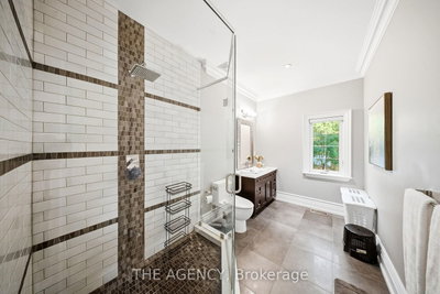 1098 Lakeshore Oakville,ON L6L 5G2 — Photo 25