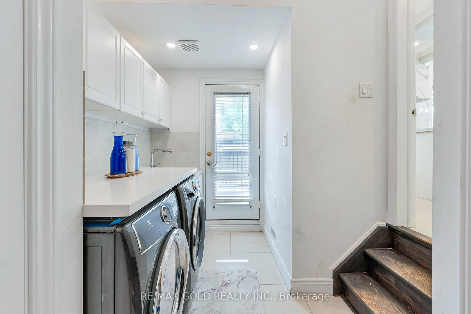 7 Royal Links Circle • Brampton, ON photo 14