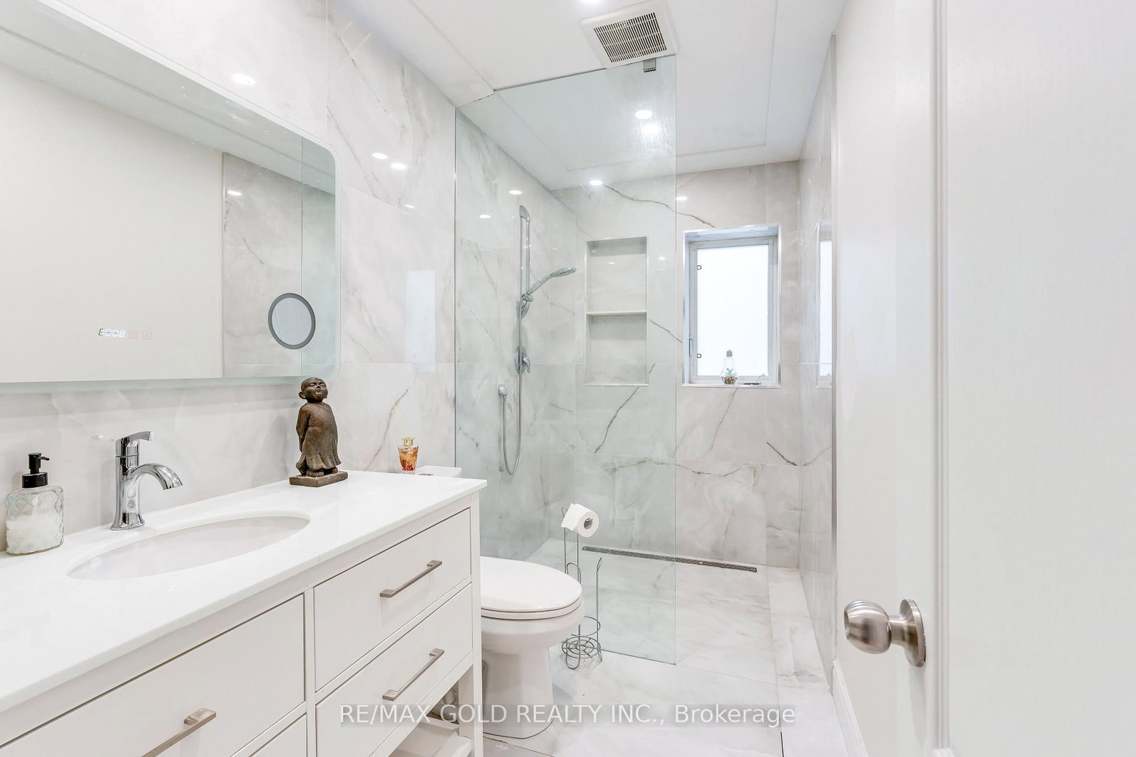 7 Royal Links Circle • Brampton, ON photo 20