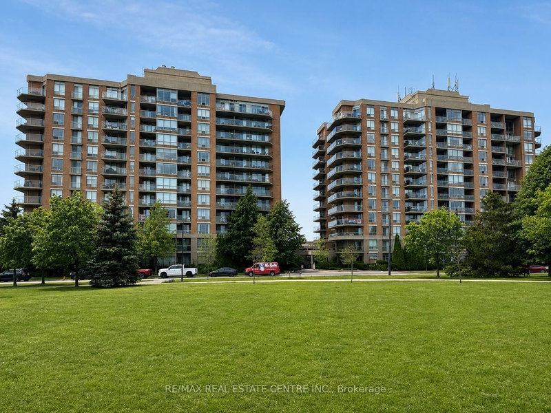 home for sale on 302-1140 parkwest Place