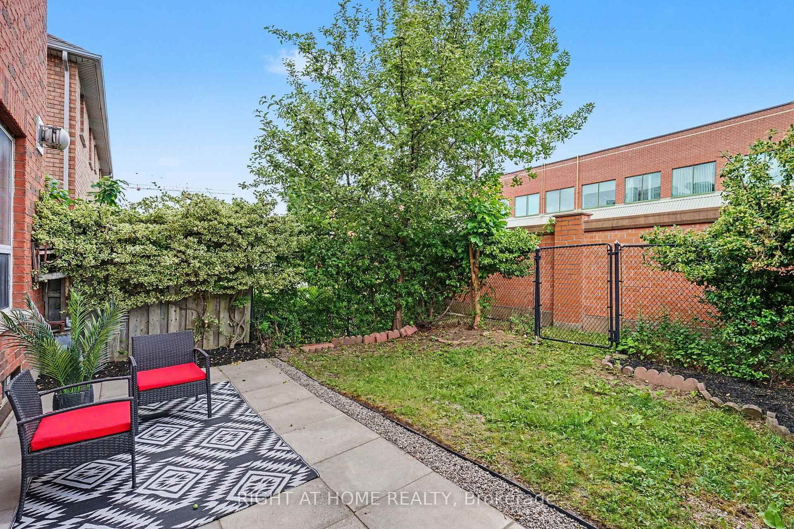 35 Malta Avenue • #34 • Brampton, ON photo 23