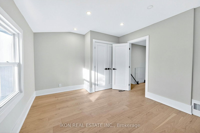 475 Delaware Toronto,ON M6H 2V1 — Photo 20