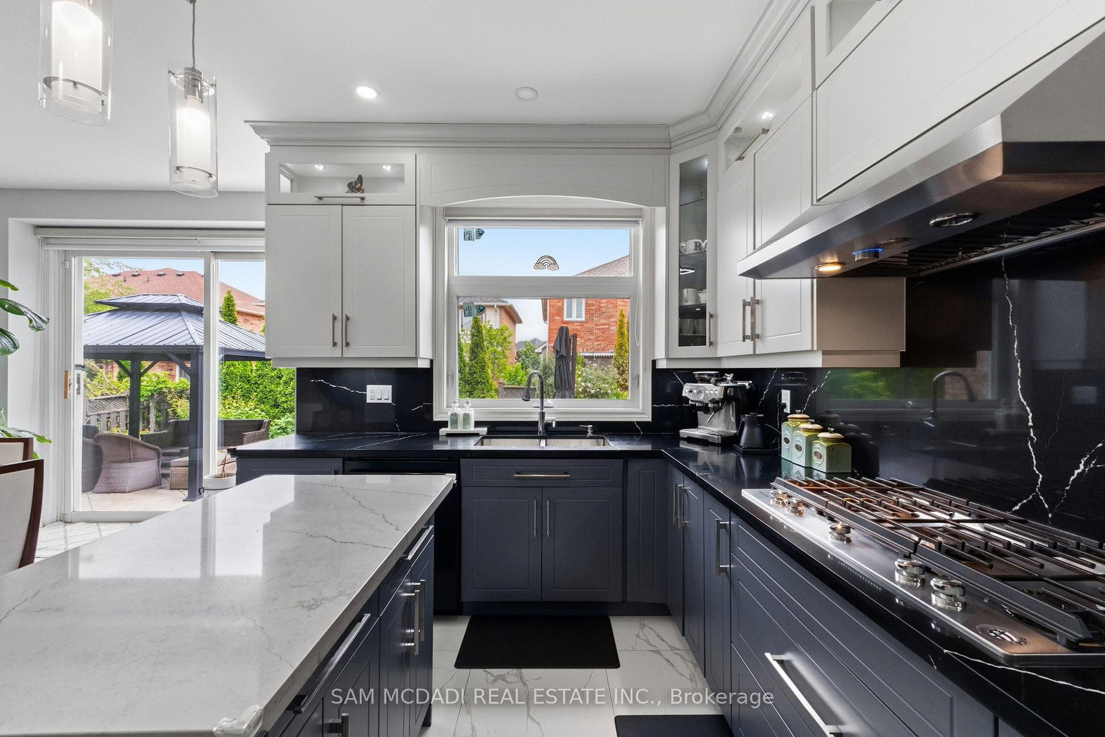 7516 Terragar Boulevard • Mississauga, ON photo 11