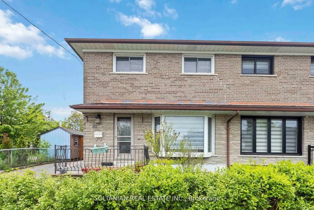 102 Elnathan Crescent