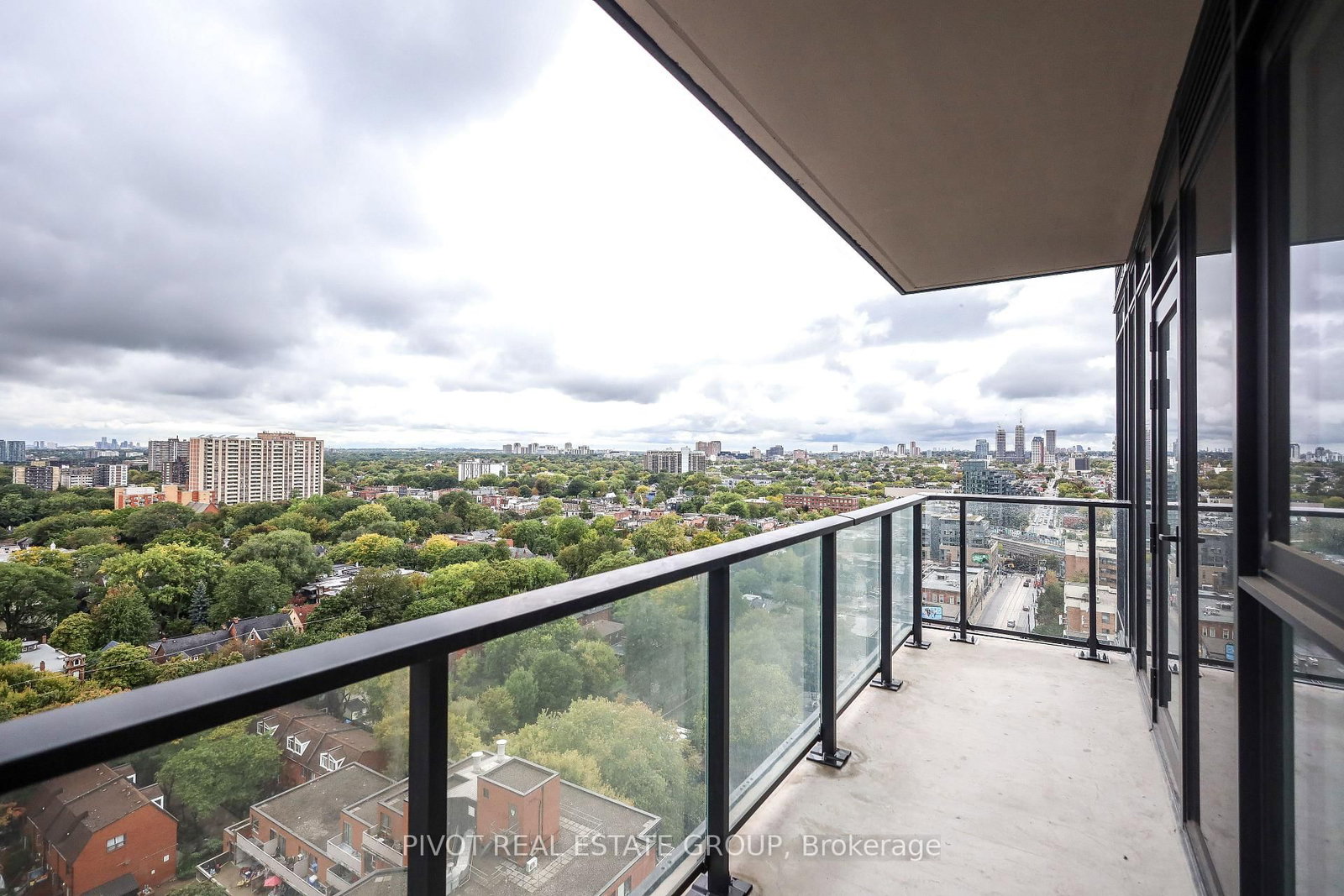 285 Dufferin Street • #1508 • Toronto, ON photo 15