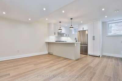 Unit 4 (Garden Suite) — 39 Fifteenth Street — photo 6