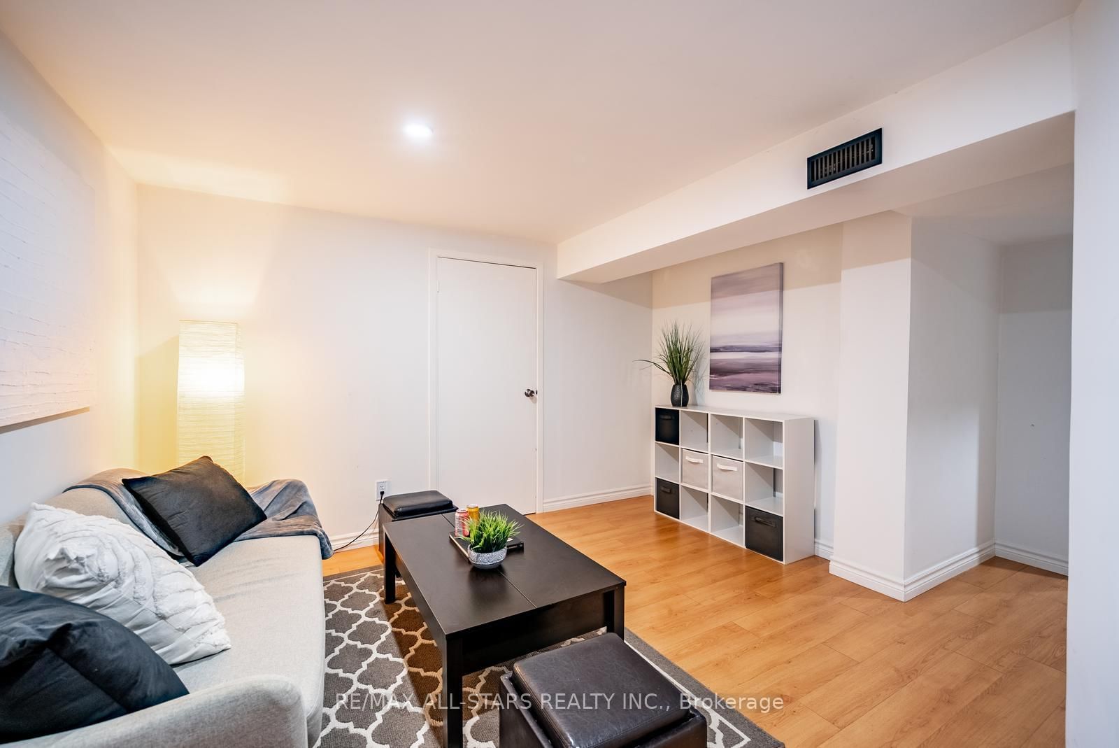 60 Hanson Road • #117 • Mississauga, ON photo 33