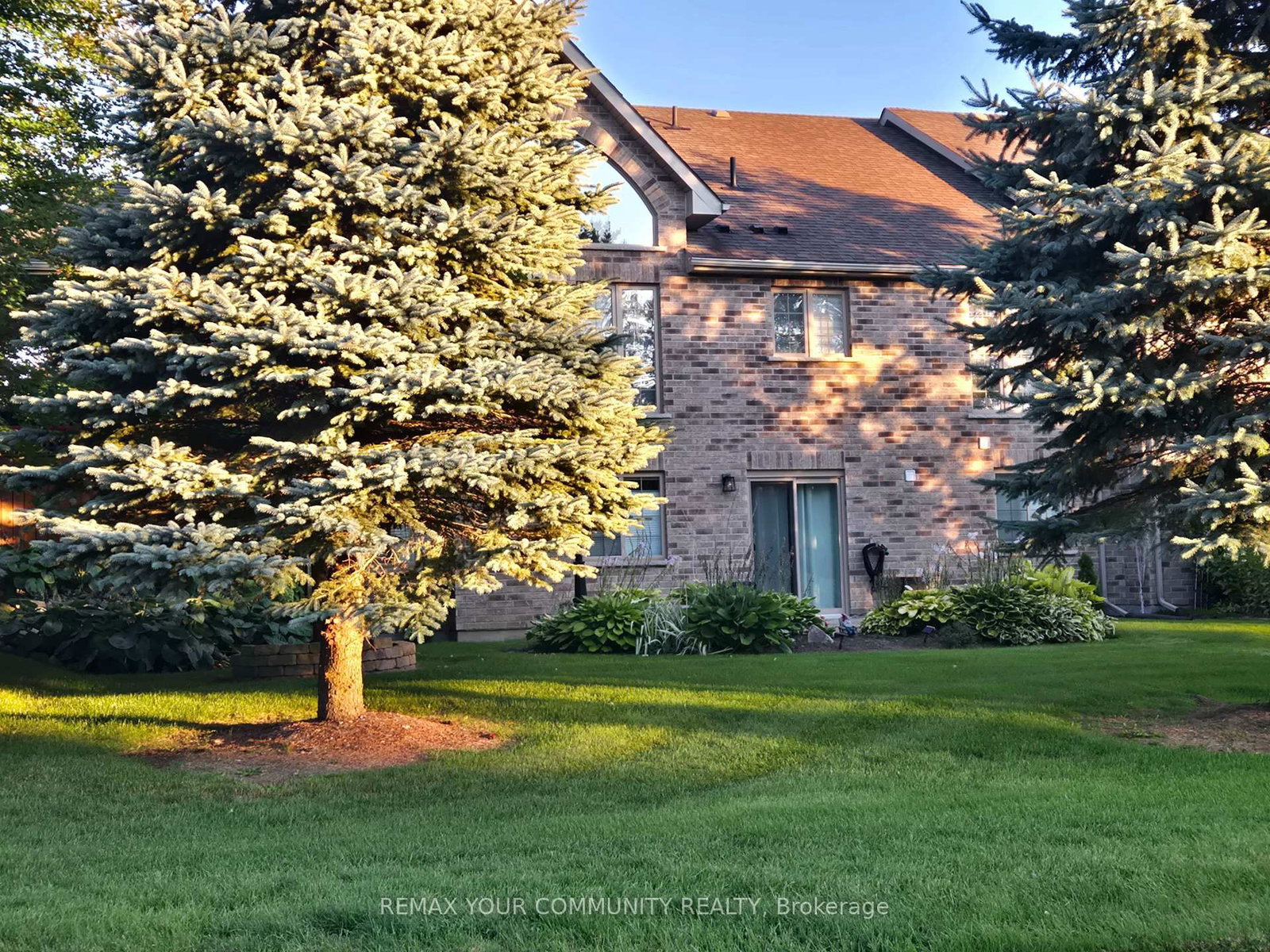 10 Reddington Drive • #6 • Caledon, ON photo 3