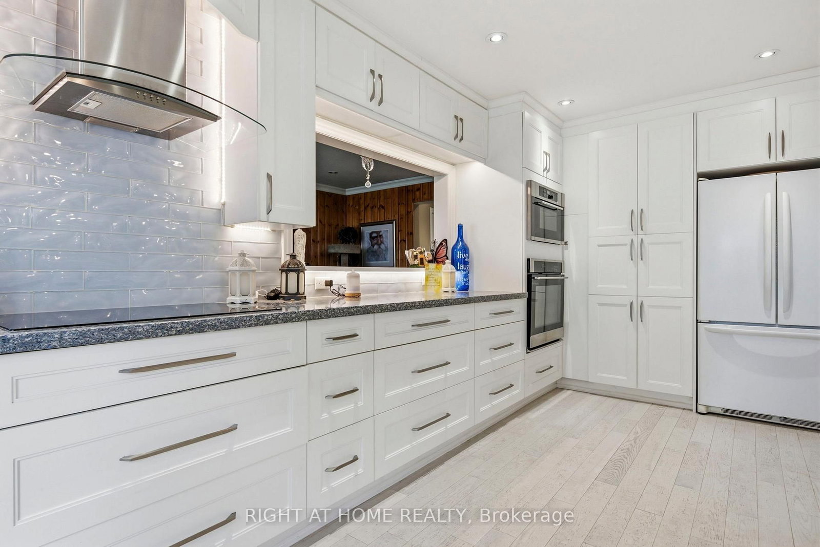 7 Polygon Court • Brampton, ON photo 16