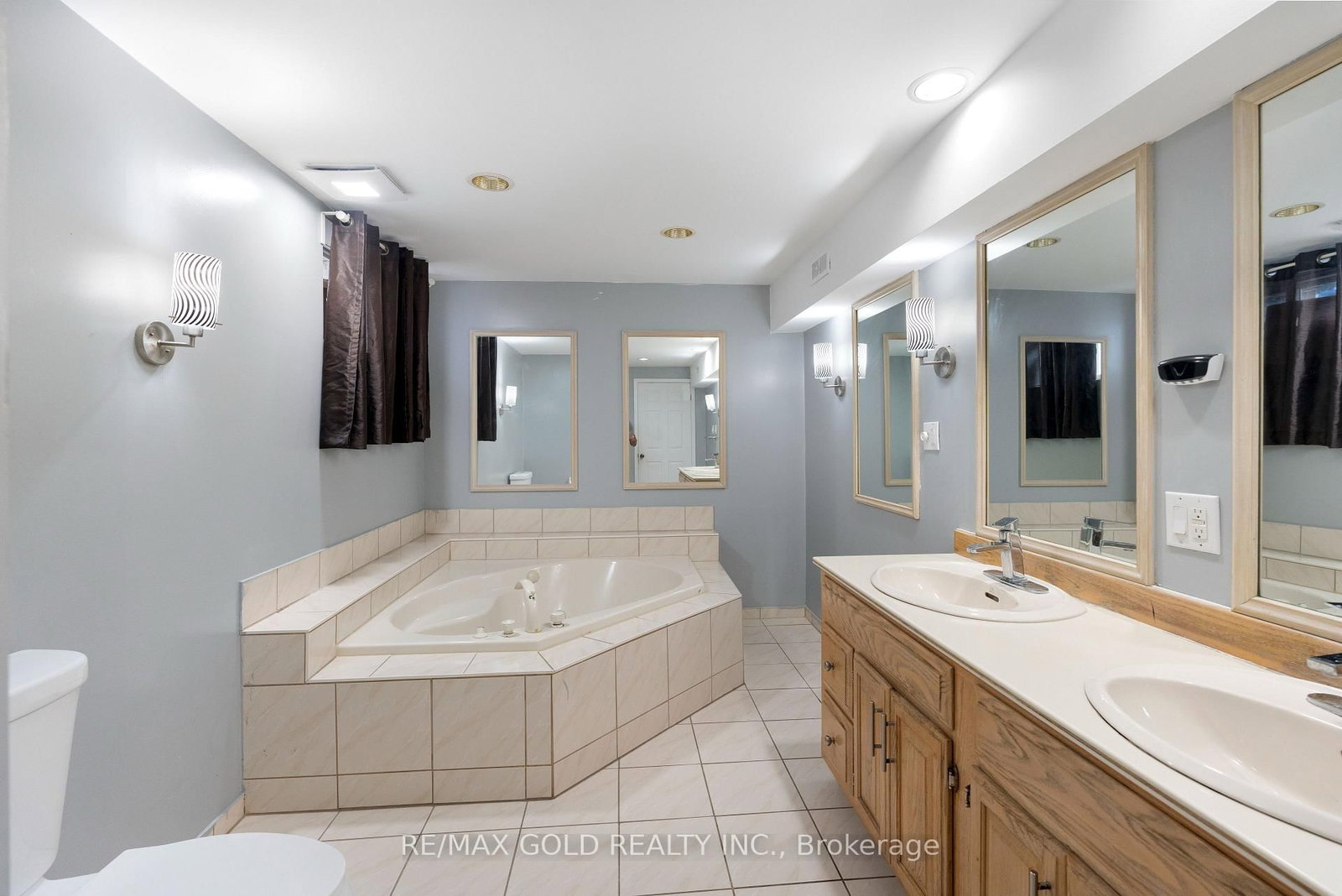 48 Maidstone Crescent • Brampton, ON photo 38