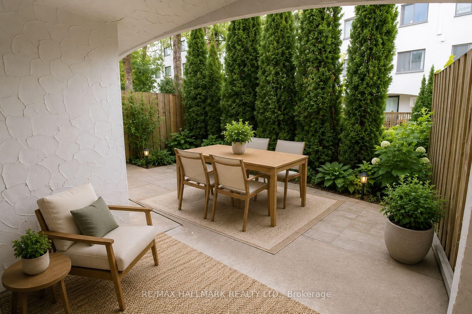 1016 Falgarwood Drive • #40 • Oakville, ON photo 19