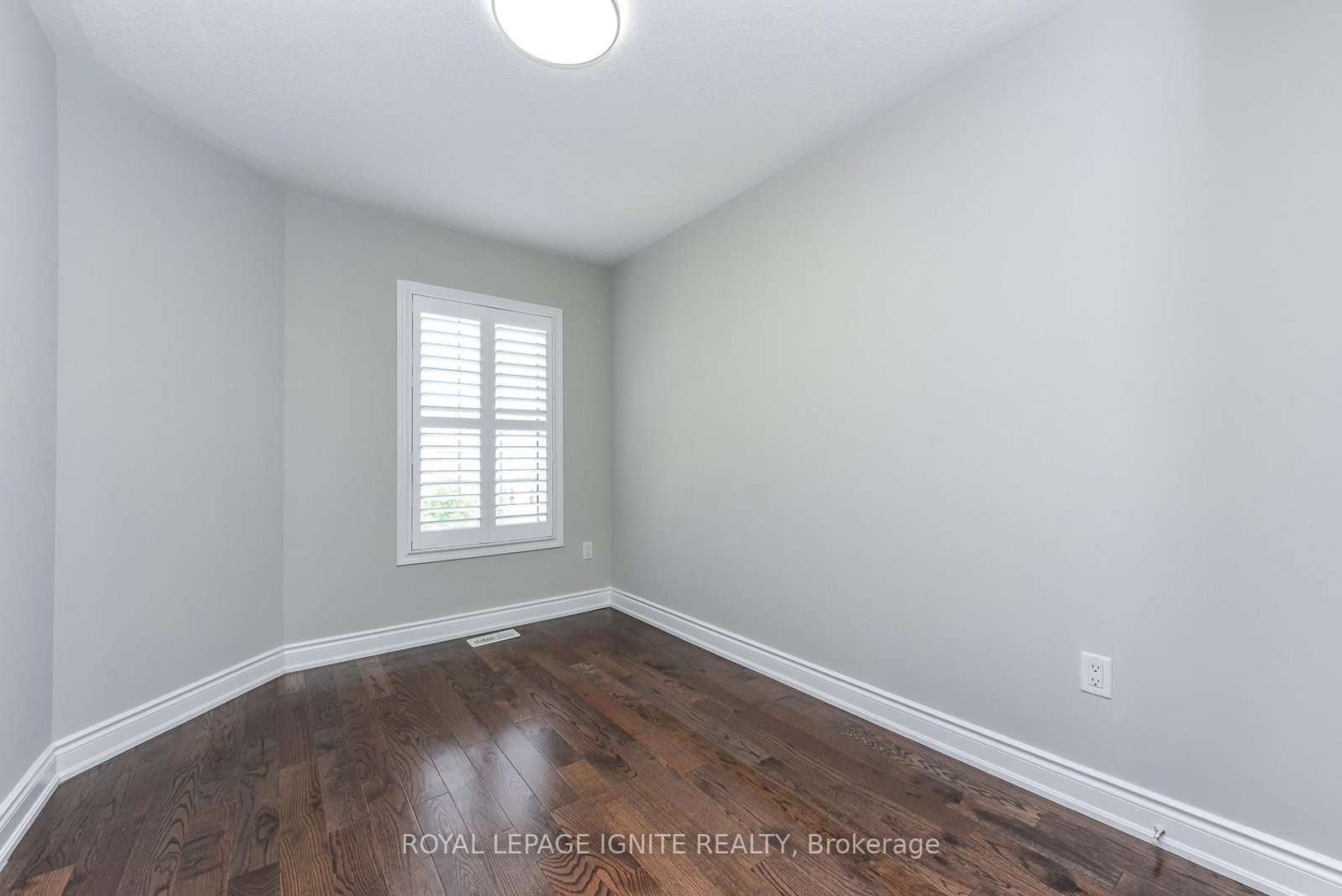 52 Harpreet Circle • Toronto, ON photo 30