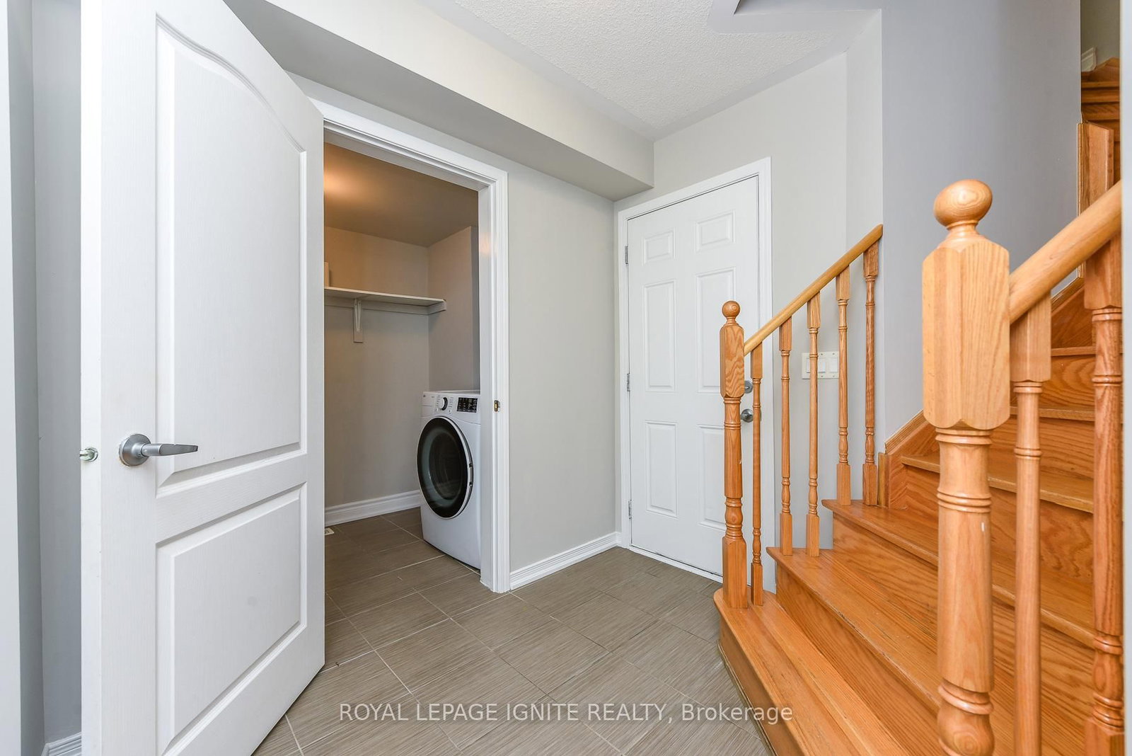 52 Harpreet Circle • Toronto, ON photo 42