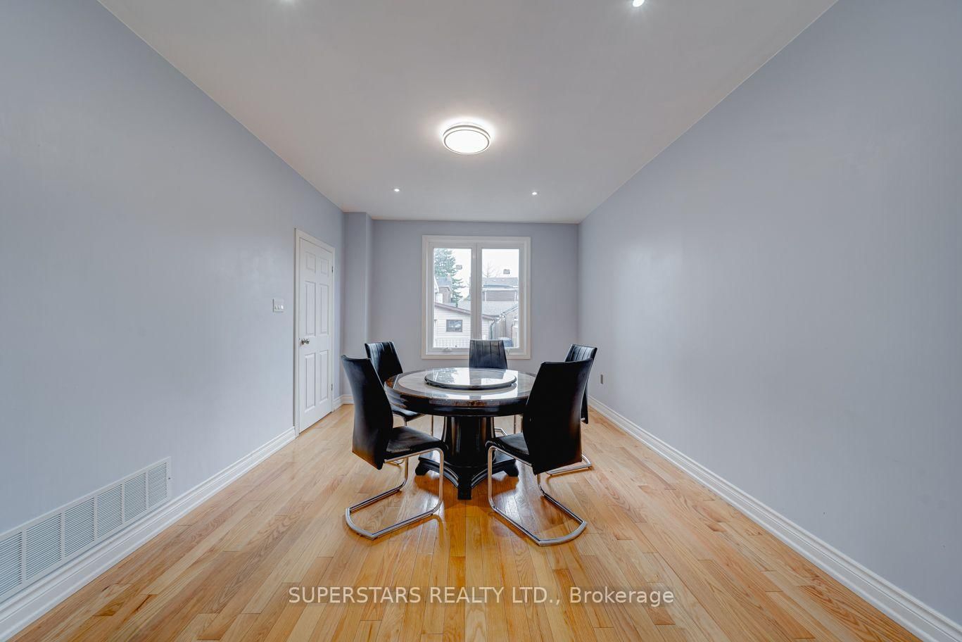 1587 DUFFERIN Street W • Toronto, ON photo 6
