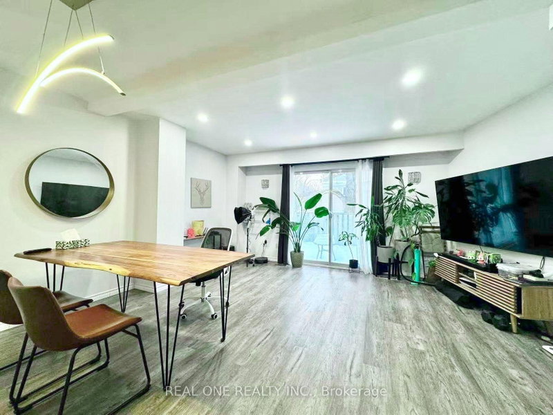 124 - 400 Mississauga Valley Boulevard
