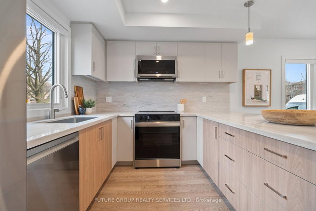 Unit 2 - 34 Poplar Avenue