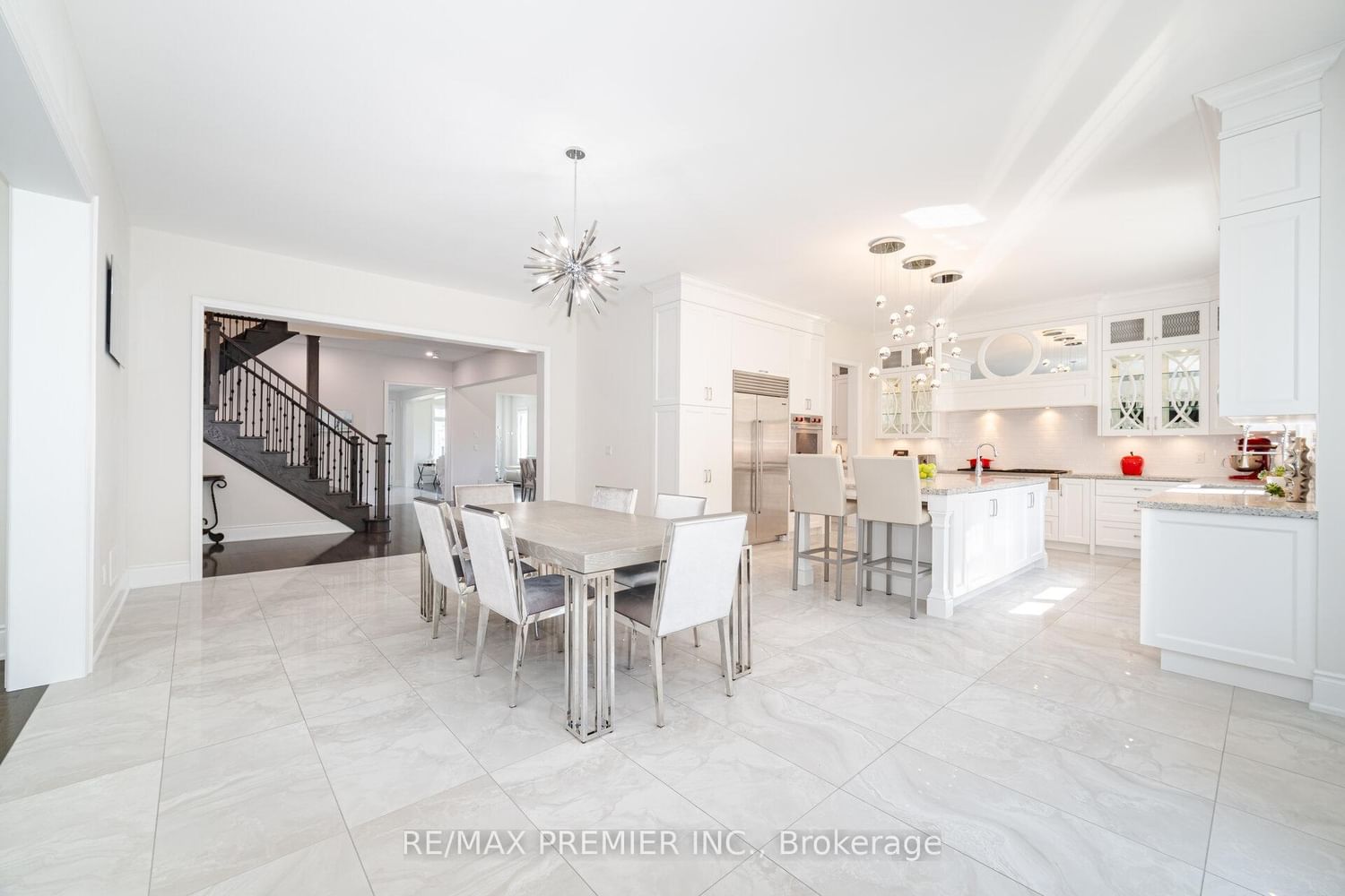 18 Erintown Crescent • Brampton, ON photo 12