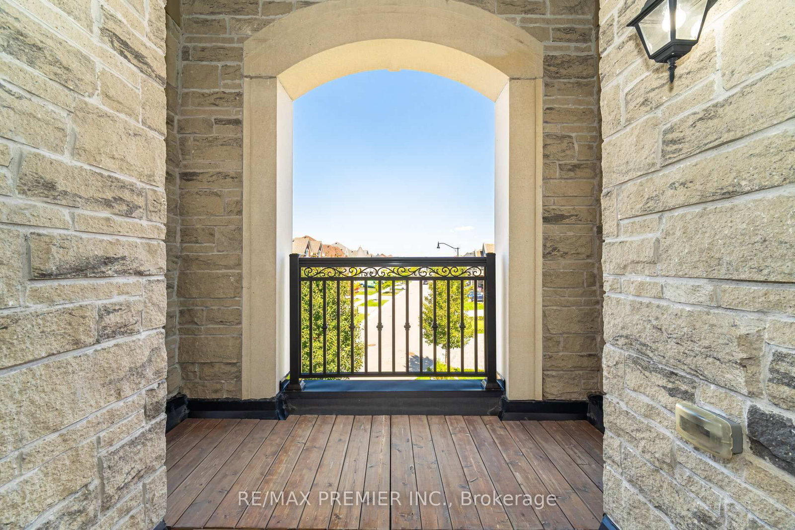 18 Erintown Crescent • Brampton, ON photo 35