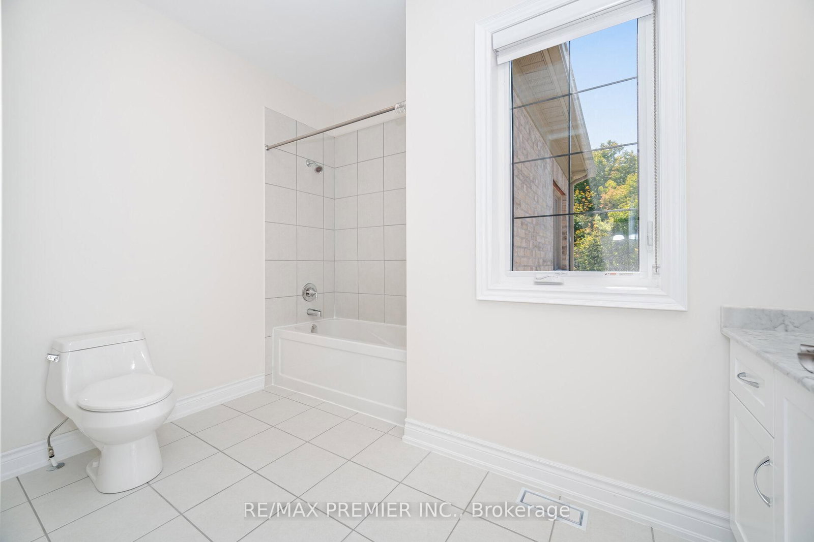 18 Erintown Crescent • Brampton, ON photo 37